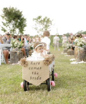 nadchodzi panna młoda