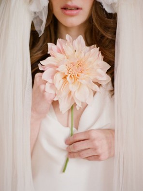 pojedynczy kwiat do ślubu 3