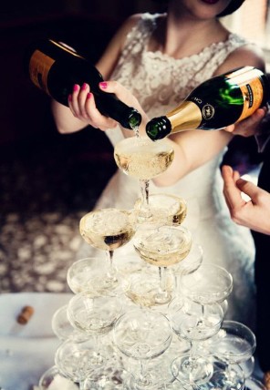 piramida z szampana ślub i wesele2
