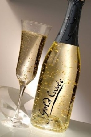 szampan z drobinkami złota ślub i wesele