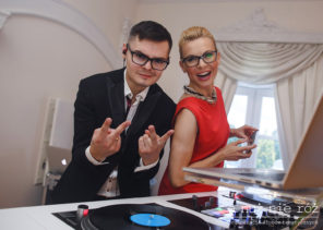 17 ślub wesele peonie motyw przewodni biały pałac  A nuż nie róż