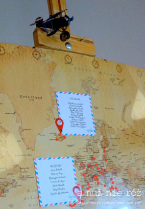 mapa plan stołów balony podróże samolot motyw przewodni ślubu i wesela