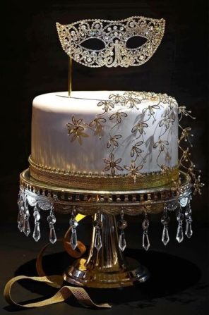 Wenecja motyw przewodni ślubu i wesela tort maska